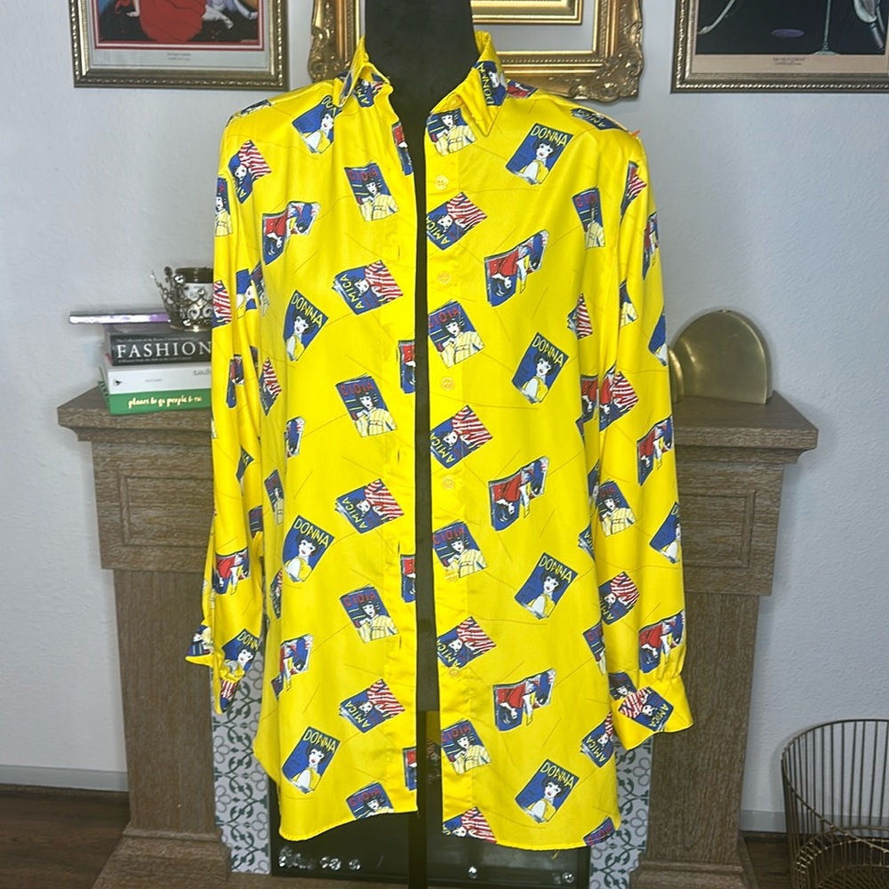 Magazine print shirt